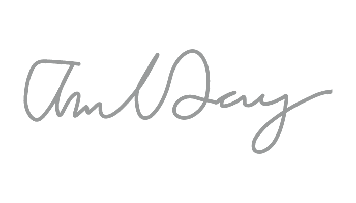 Amanda Davey signature